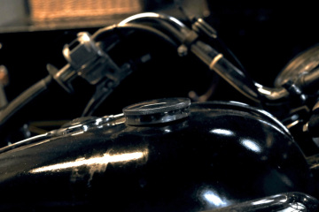 9894F6B0-E474-4C90-9B23-94419622410B